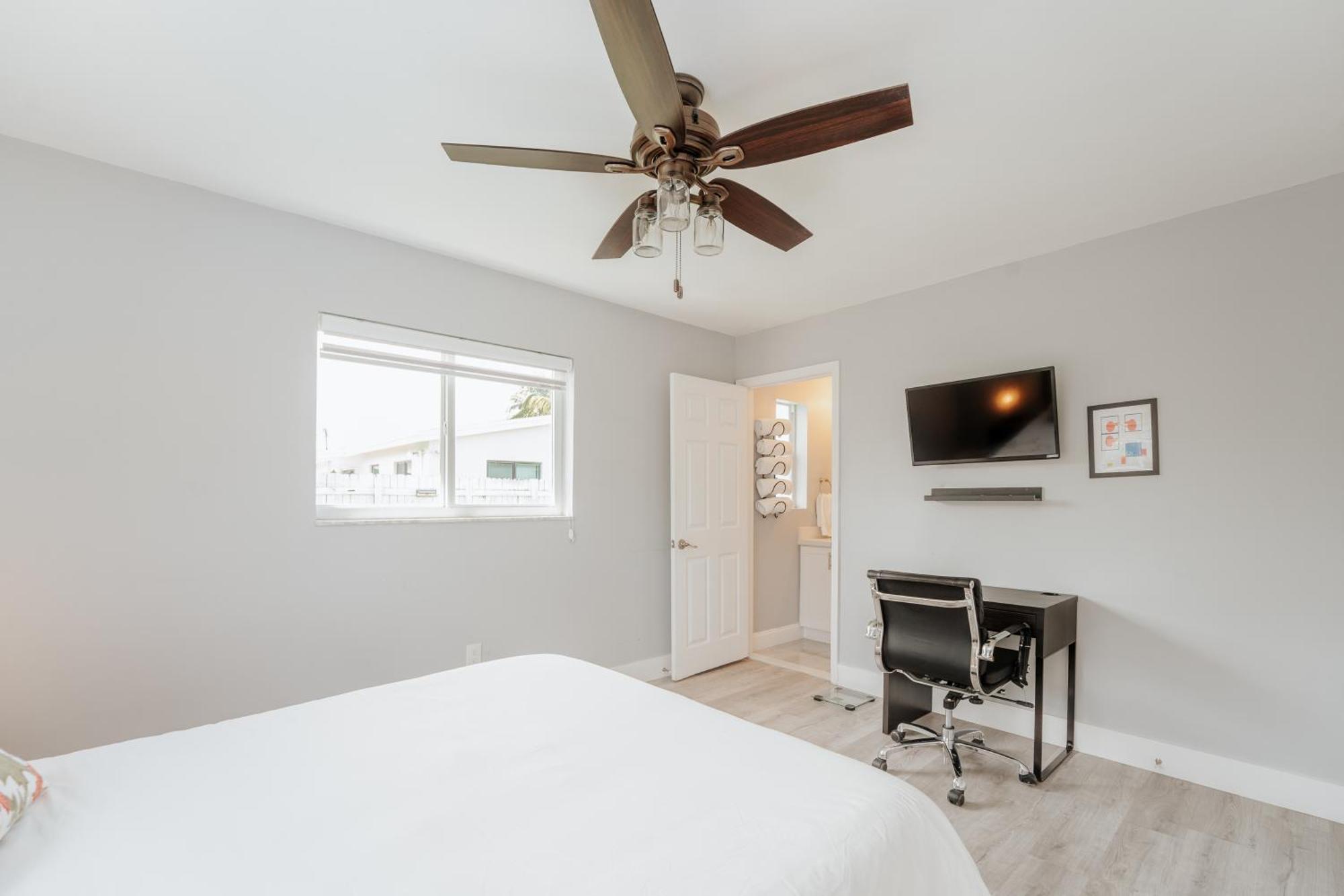 Home With A Pool Close To Beach And Fll Airport Pool Heated October- March 포트 로더데일 외부 사진