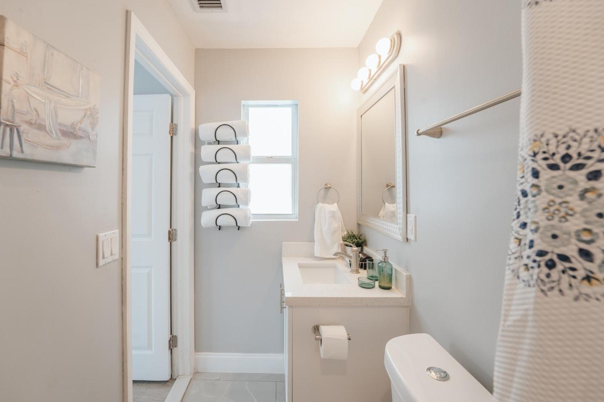 Home With A Pool Close To Beach And Fll Airport Pool Heated October- March 포트 로더데일 외부 사진