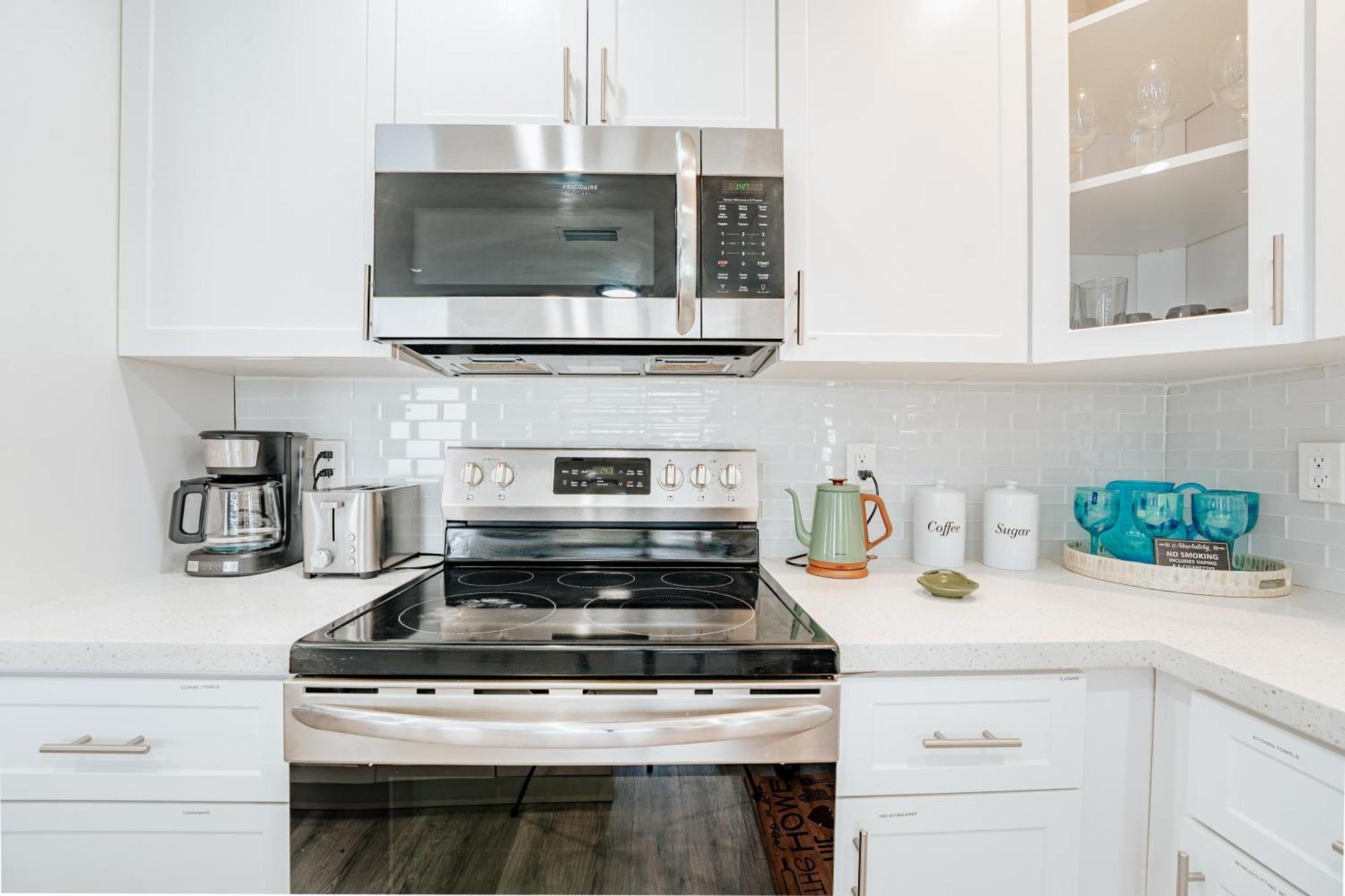 Home With A Pool Close To Beach And Fll Airport Pool Heated October- March 포트 로더데일 외부 사진
